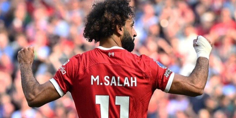 Salah gia hạn hợp đồng, củng cố sức mạnh hàng công Liverpool